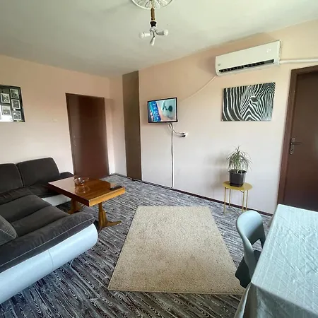 сарая ретро стил Svishtov